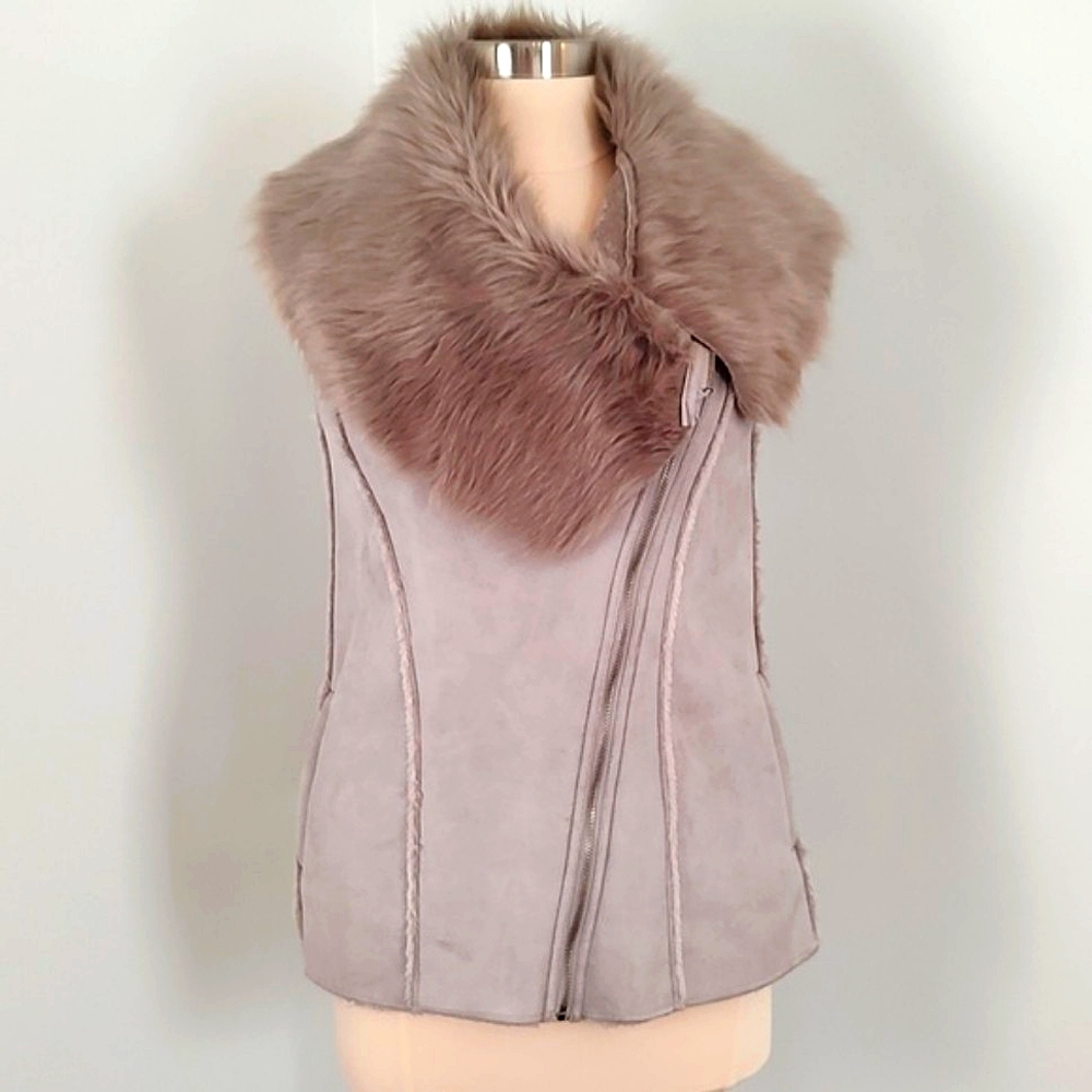 Women's Taupe Faux Fur Collar Suede Vest